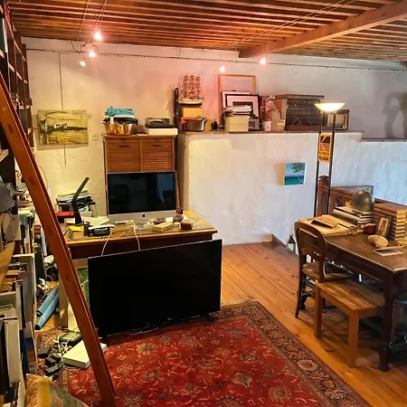 Maison Au Calme Avec Jardin *